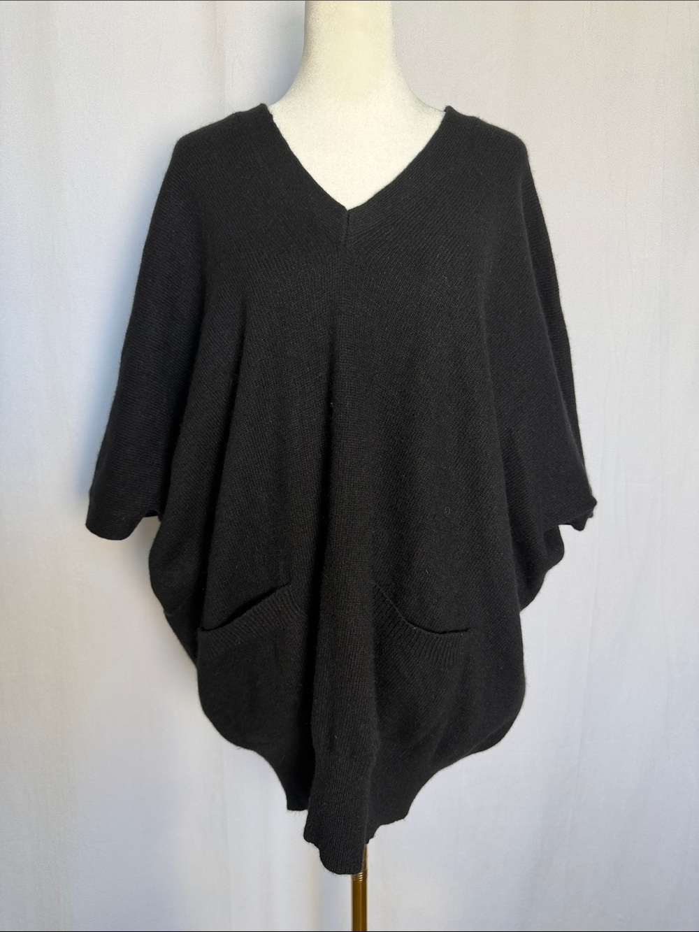 XCVI Angora Wool Bland Black V-Neck Poncho Sweater One Size Boho Pockets